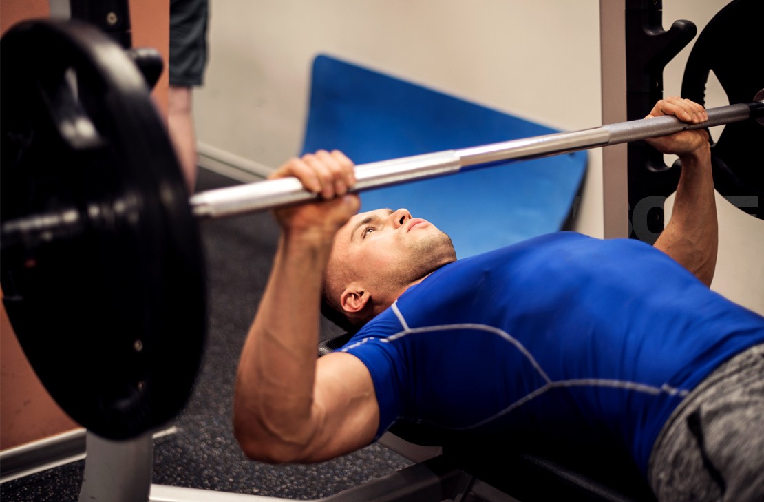 BENCH PRESS USKIM HVATOM